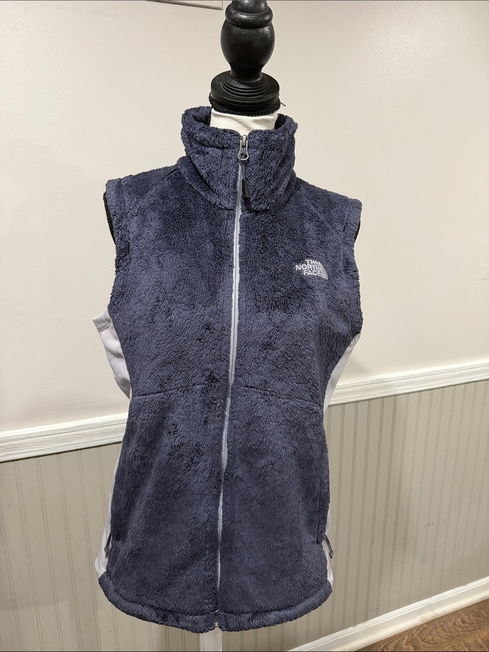 The North Face Women's Dark Navy Plush Fleece Vest